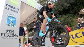 Froome se hace con la segunda etapa y reafirma su liderato