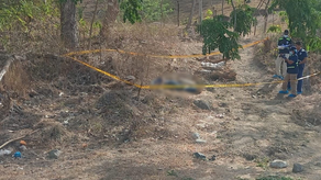 La policía investiga el hallazgo de un cadáver en la Autopista Panamá-Colón.