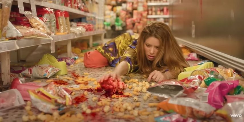 Monotonía de Shakira desata ola de memes en las redes, míralos