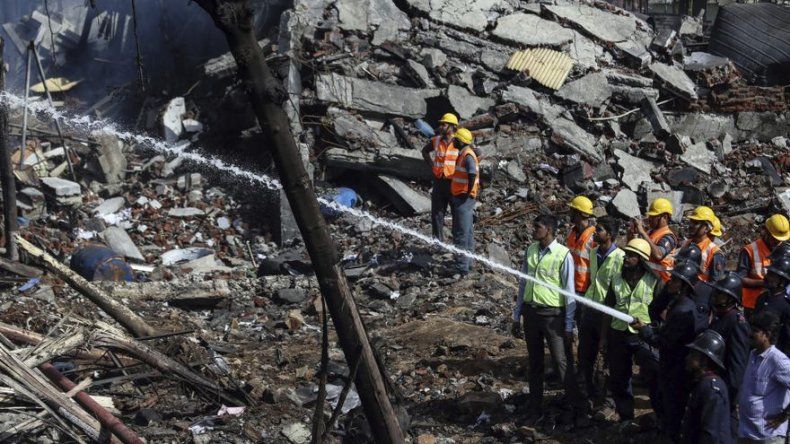 India: 2 muertos, 120 heridos tras explosión en una fábrica