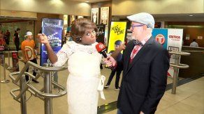 Ríe a carcajadas con el debut cinematográfico de Nilka Denny en El Cheque