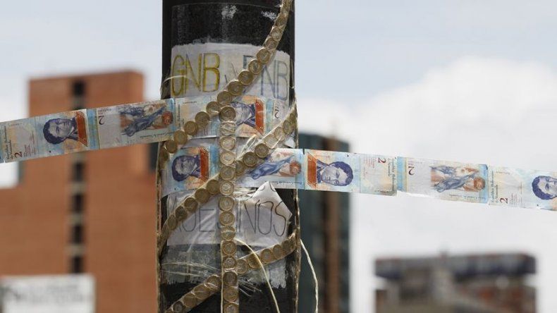 Maduro busca dólares ofreciendo mejor tasa de cambio