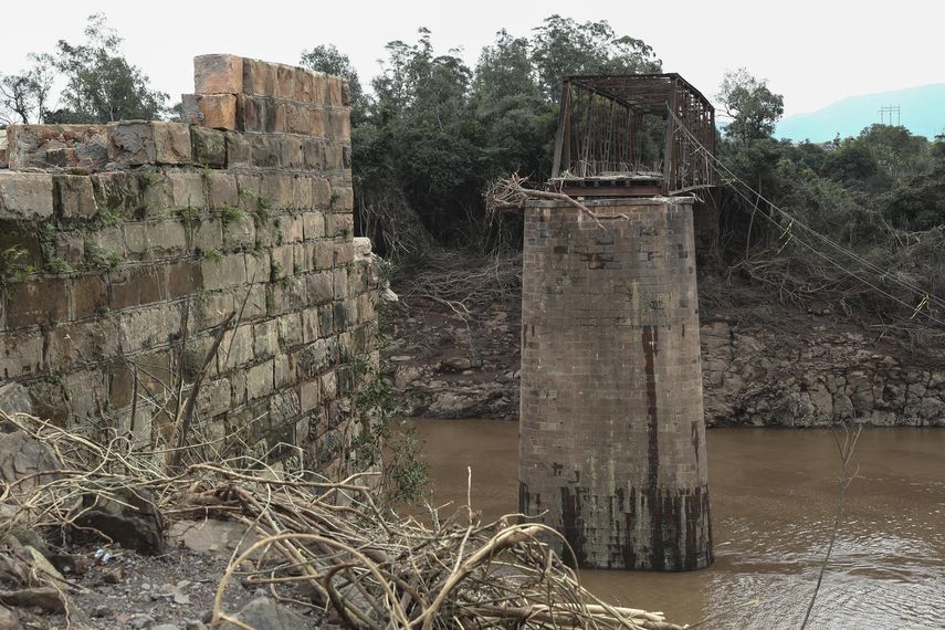 Gobierno de Uruguay asiste a damnificados por las inundaciones en Brasil