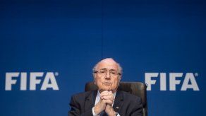 ¿Cuánto tiempo podrá mantenerse Blatter en la presidencia FIFA?