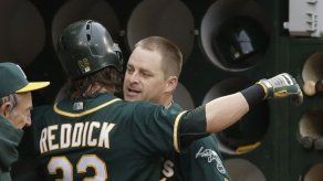 Pomeranz supera a Masterson y a los Medias Rojas