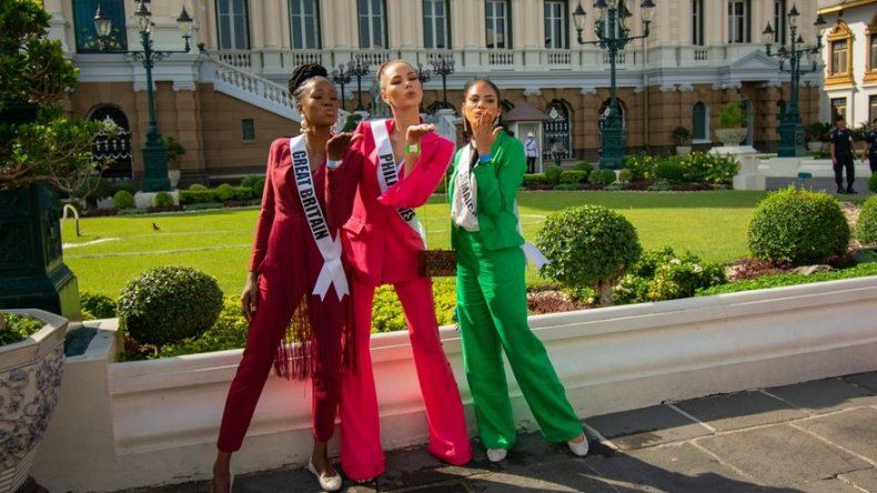 Concursantes del Miss Universo visitan el Gran Palacio