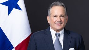 Ministro de Ambiente, Juan Carlos Navarro. Ministro de Ambiente, Juan Carlos Navarro.