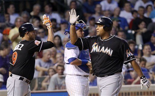 Carlos El Caballo Lee pega grand slam y los Marlins ganan
