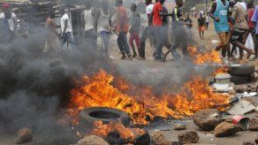 Un muerto y 10 heridos por bala en manifestación en Guinea