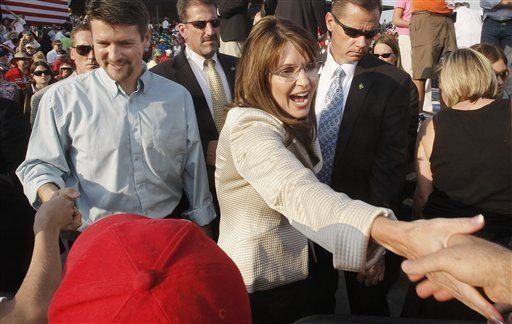 Palin dice que su hija de 17 años está embarazada