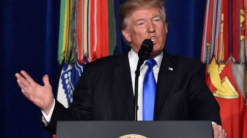 Trump abre la puerta a un acuerdo político con los talibanes en Afganistán