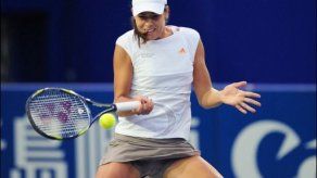 Sela elimina a David Ferrer en 2ª ronda de torneo de Pekín