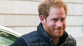 Príncipe Enrique dona para que niños brasileños acudan a Paralímpicos