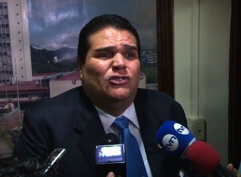 Este lunes fue presentado proyecto para derogar polémicos artículos de Ley 120