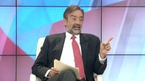 Director de Senacyt explicó proceso de entrega de becas en la pasada gestión