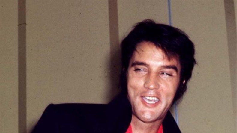 Sale a la venta un antiguo revolver de Elvis Presley por 95.000 dólares