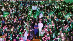 Las mujeres saudíes podrán entrar a estadios en 2018