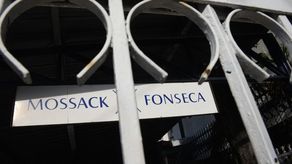 Investigadores de Panama Papers defienden su labor pese a fallo judicial.