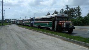 Proyecto de ley contemplará suspensión de cupos y traslado en grúas para buseros