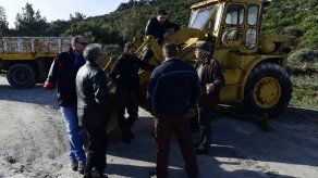 AP - MICHAEL VARAKLAS y COSTAS KANTOURIS