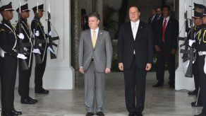 Panamá gestiona reunión entre cancilleres y Santos por disputa de aranceles con Colombia