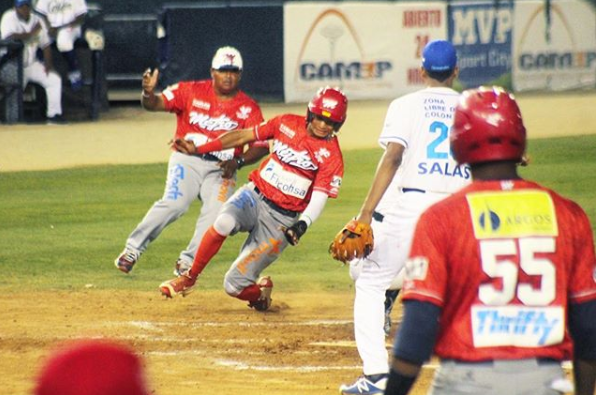 Doble juego explosivo en el Rod Carew este martes