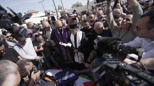 Abu Akleh, de 51 años, era un rostro respetado y familiar en Oriente Medio.
