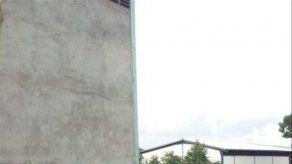 Encuentran a hombre ejecutado dentro de vehículo comercial en  Río Abajo