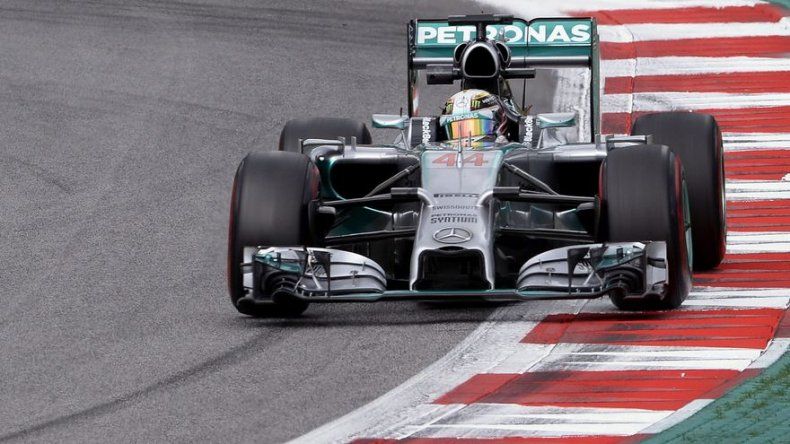 Lewis Hamilton, el más rápido en los segundos entrenamientos en Austria