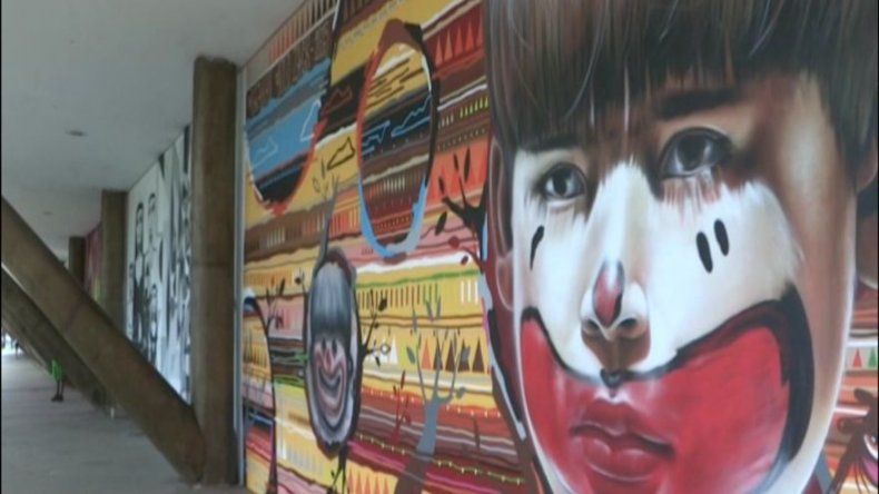 Arte callejero más maduro se adentra en su tercera Bienal brasileña