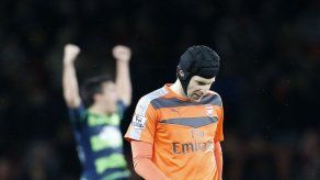 Petr Cech anuncia que deja la portería de la selección checa