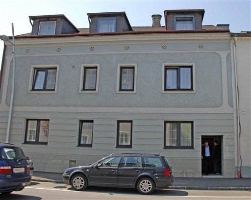 Interrogan a víctima de incesto y secuestro en Austria