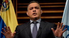 Fiscal venezolano acusa a antecesora de judicializar casos de opositores