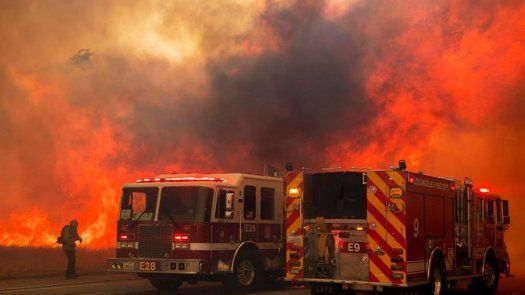 ¿Qué diferencia a los incendios de California este año?