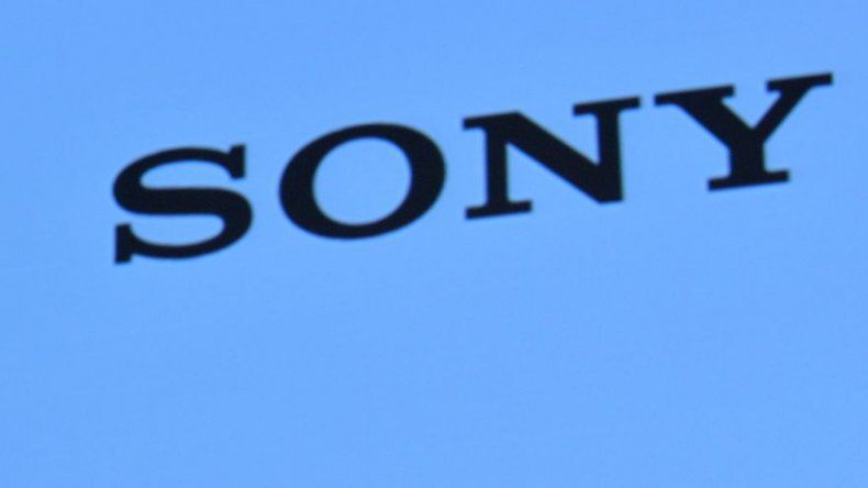 Sony se desploma un 12 % en la Bolsa de Tokio tras recortar sus previsiones