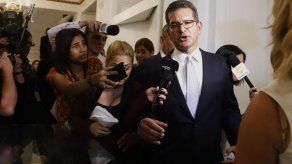 Rosselló formaliza renuncia y anuncia que Pierluisi será gobernador de Puerto Rico