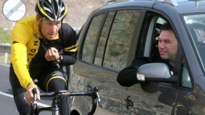 RadioShack rompe con el que fue director deportivo de Armstrong