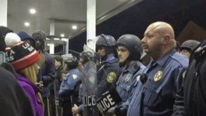 EEUU: varios arrestados en protesta por muerte de joven de raza negra