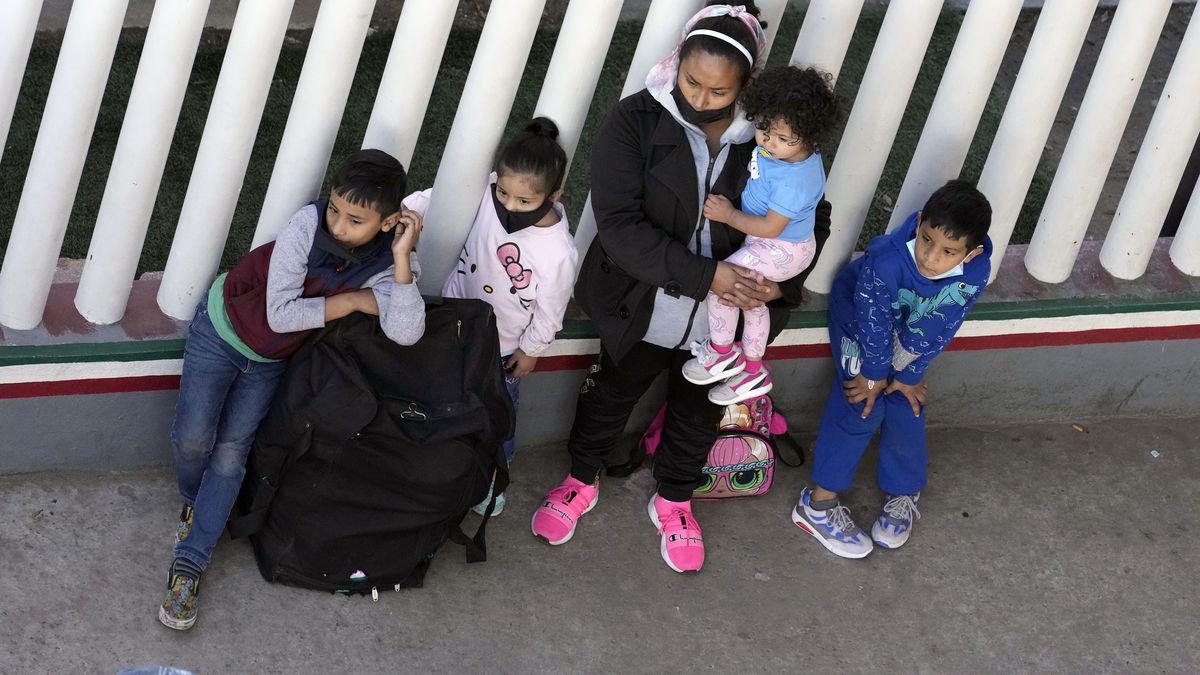 El marcado contraste refleja la conflictiva situación de México.