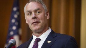 Trump anuncia salida del secretario del Interior Ryan Zinke