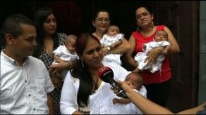 Realizan ceremonia de bautizo de cuatrillizos