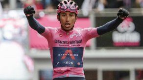 Giro de Italia: Egan Bernal gana la etapa 16 y refuerza su maglia rosa