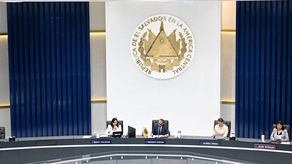 Congreso de El Salvador aprueba reforma la constitucional que amplia el mandato presidencial.