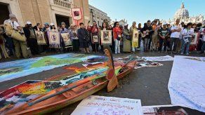Papa pide perdón a quien se ofendió por el robo de estatuas de la Pachamama