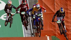 Colombiana Pajón avanza con la mejor posición a final de BMX