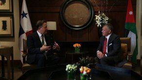 Varela anuncia decisión de iniciar proceso de apertura de Embajada en Jordania