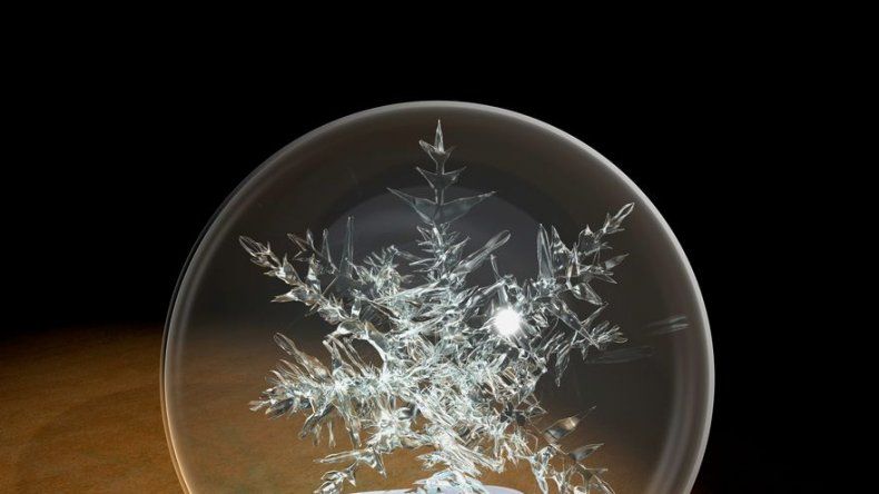 Encerrar la nevada en una bola de cristal: una centenaria tradición vienesa