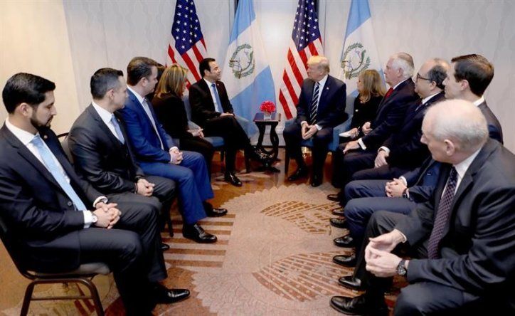 Trump y Jimmy Morales abogan por restaurar la democracia en Venezuela