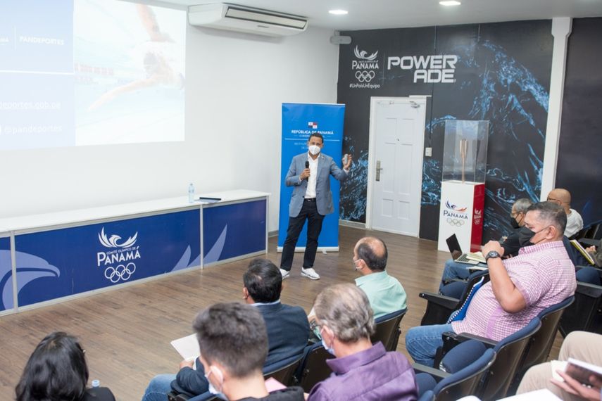 Pandeportes presenta borrador de Ley General del Deporte y la Recreación