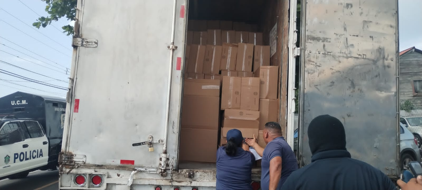 Operativo de la Policía Nacional en el corregimiento de Juan Díaz